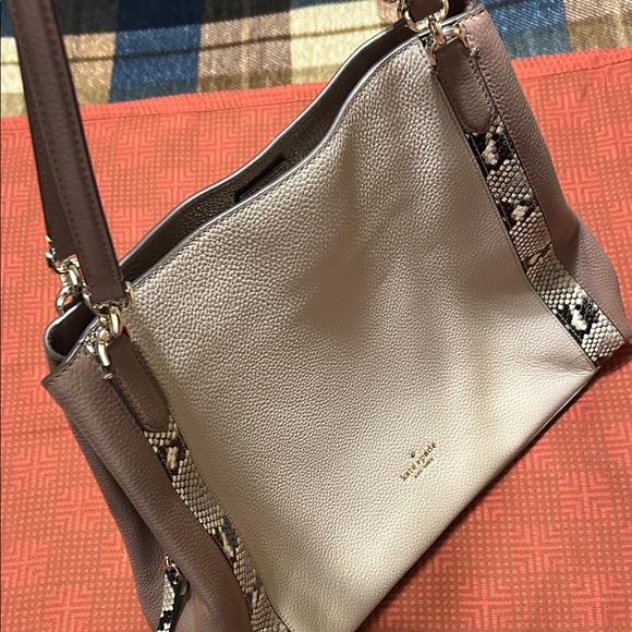 kate spade Handbags - Kate Spade Cream and Brown Shoulder Bag